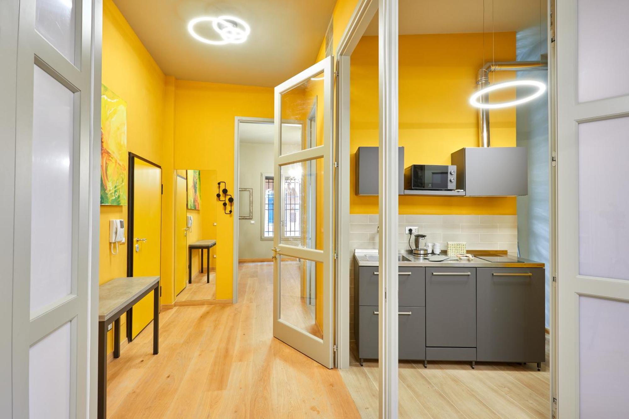 Central And Comfy Apartment Free Netflix And Disney Plus Bologne Extérieur photo