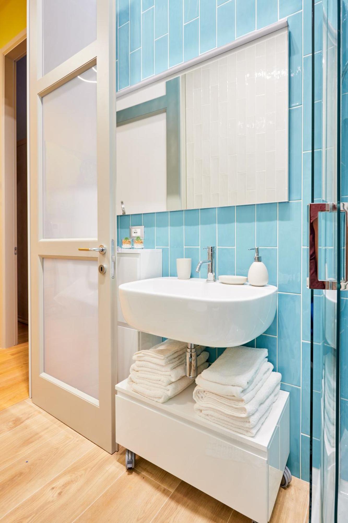 Central And Comfy Apartment Free Netflix And Disney Plus Bologne Extérieur photo