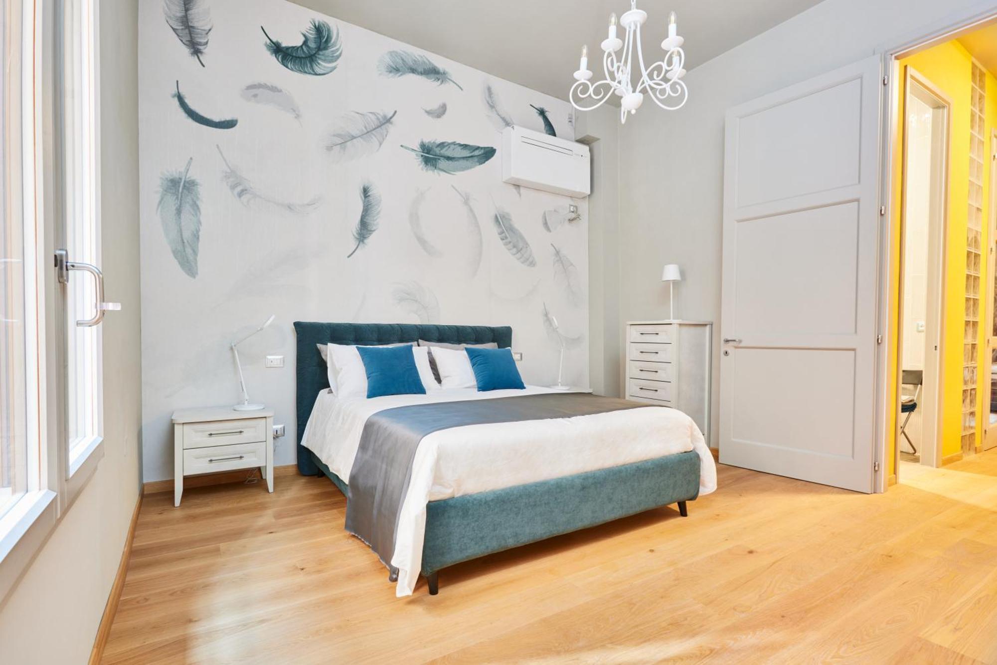 Central And Comfy Apartment Free Netflix And Disney Plus Bologne Extérieur photo
